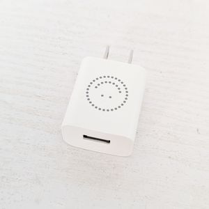 Burst Wall Adapter Plus - White